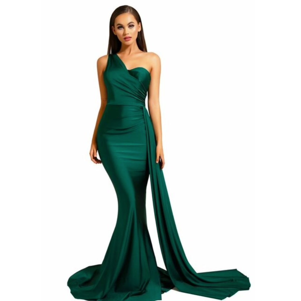 Emerald Green Evening Gown